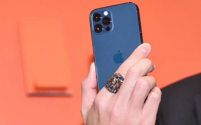 即墨苹果手机维修分享iPhone12系列重启方法教程 